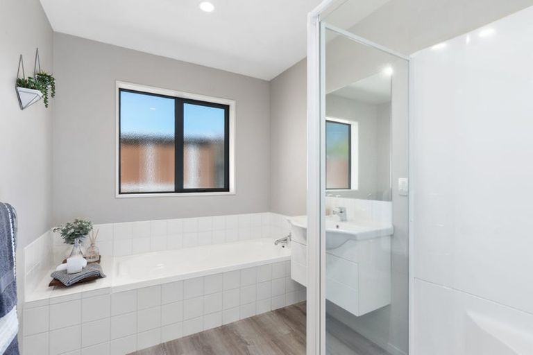 Photo of property in 15 Marymere Place, Hei Hei, Christchurch, 8042