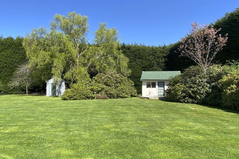 Photo of property in 750a Winton Lorneville Highway, Lochiel, Winton, 9781
