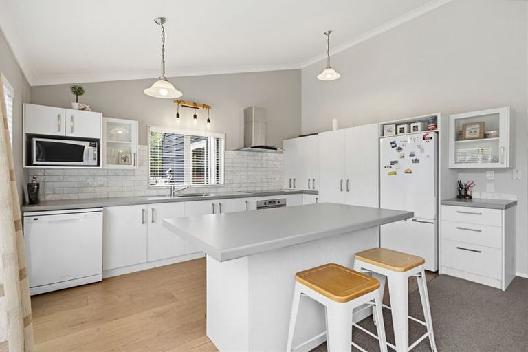 Photo of property in 18 Westbrook Place, Pomare, Rotorua, 3015