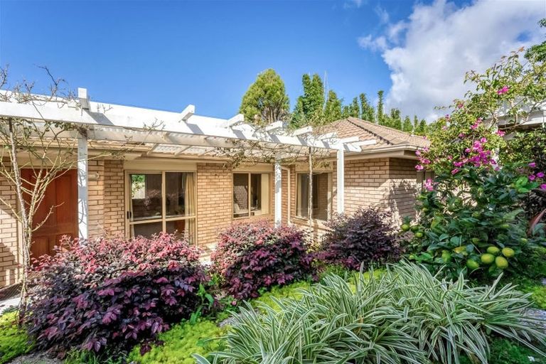 Photo of property in 31b Westglen Place, Ranui, Auckland, 0612