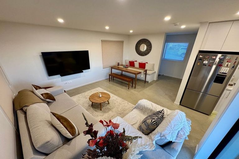 Photo of property in 73 Cedarwood Street, Woodridge, Wellington, 6037