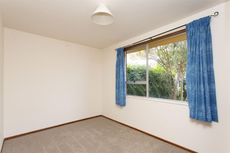 Photo of property in 8 Wanstead Place, Woolston, Christchurch, 8062