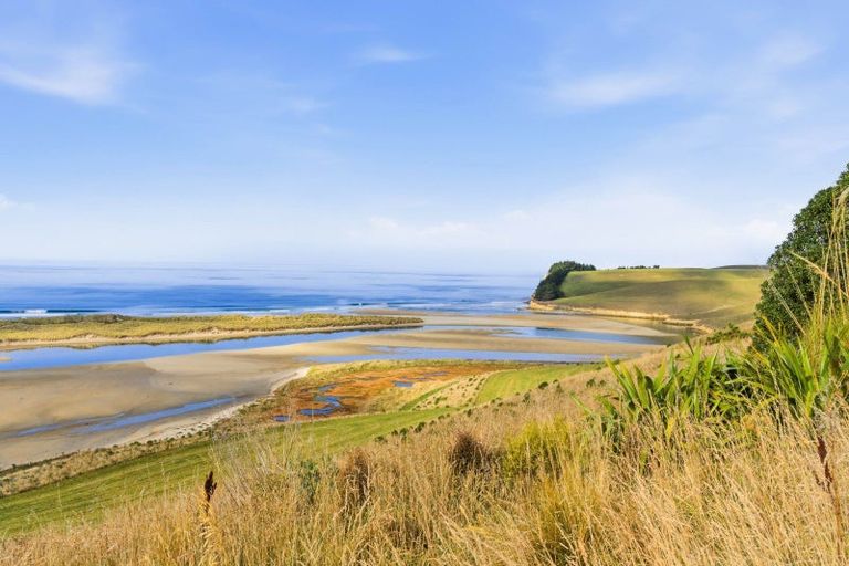 Photo of property in 375 Thorburn Road, Waikouaiti, 9472