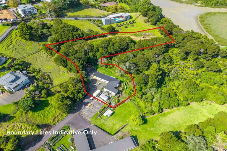 Photo of property in 56 Somerville Road, Shelly Park, Auckland, 2014