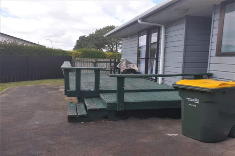 Photo of property in 14b Sandspit Road, Waiuku, 2123