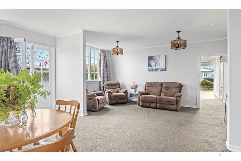 Photo of property in 15 Leckie Street, Redruth, Timaru, 7910