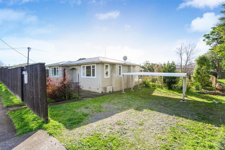 Photo of property in 32 Follett Street, Marton, 4710