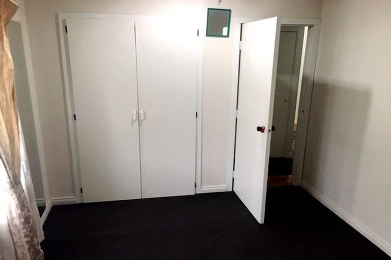 Photo of property in 641 Te Atatu Road, Te Atatu Peninsula, Auckland, 0610