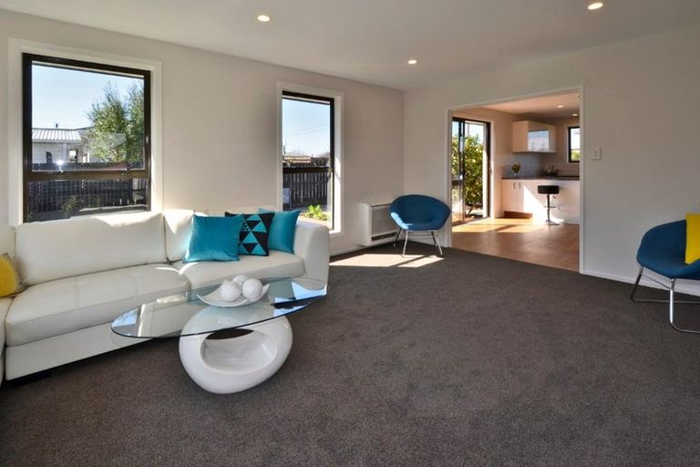 Photo of property in 445 Mairehau Road, Parklands, Christchurch, 8083