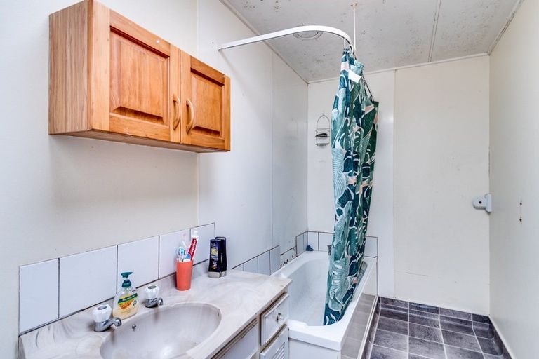 Photo of property in 32 Walton Way, Flaxmere, Hastings, 4120