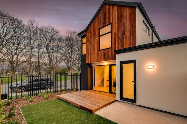 Photo of property in 2/7 Bunyan Street, Waltham, Christchurch, 8023