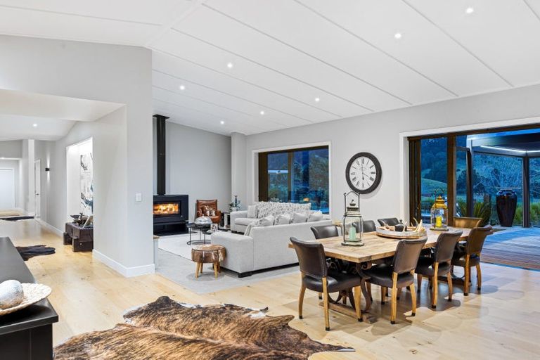 Photo of property in 331 Pukapuka Road, Pohuehue, Warkworth, 0983