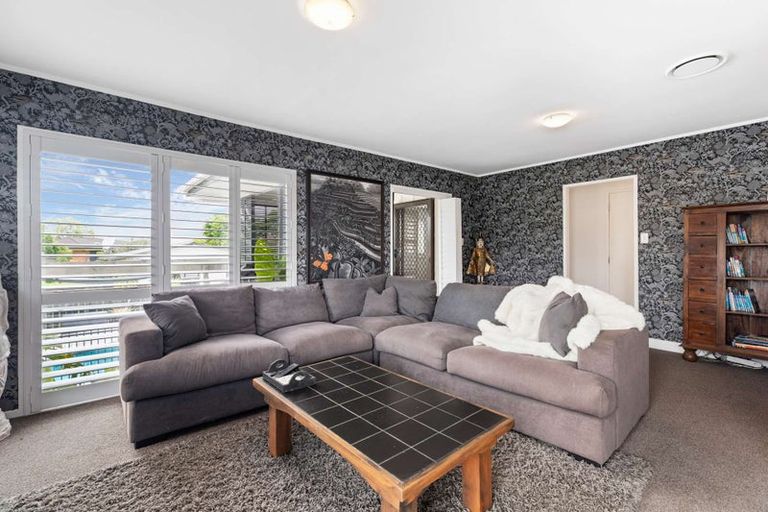 Photo of property in 41 Riverside Drive, Waiuku, 2123