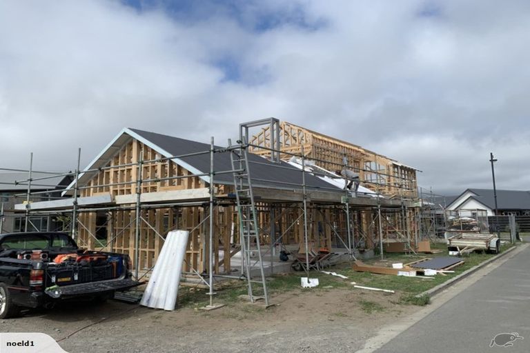 Photo of property in 18 Millpond Place, Parklands, Christchurch, 8083