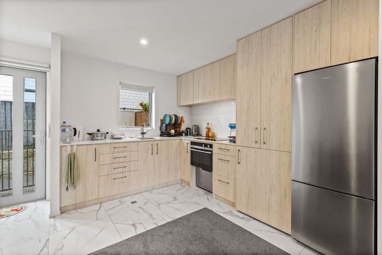 Photo of property in 4/21 Titoki Street, Te Atatu Peninsula, Auckland, 0610