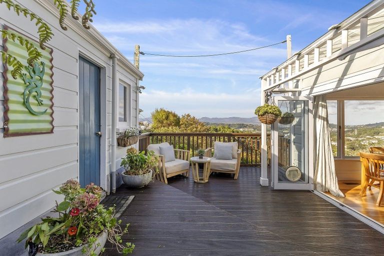 Photo of property in 11 Harrold Street, Highbury, Wellington, 6012