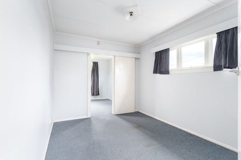 Photo of property in 238 High Street North, Carterton, 5713