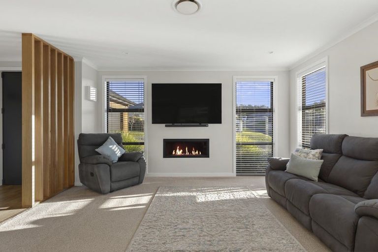 Photo of property in 8 Rylstone Way, Te Kauwhata, 3710