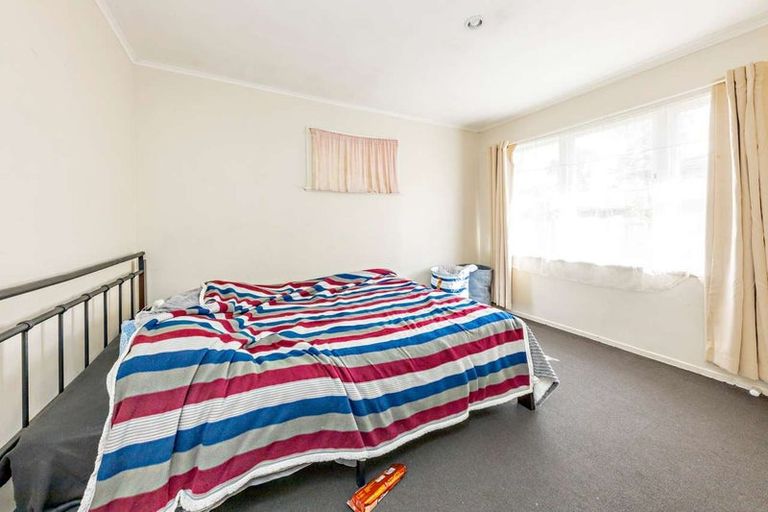 Photo of property in 2/2a Hutt Road, Manurewa, Auckland, 2102