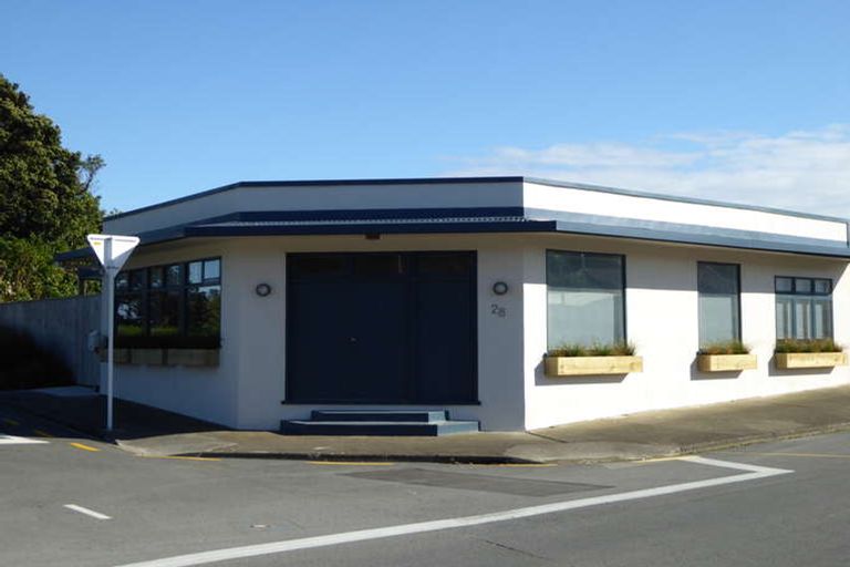 Photo of property in 28 Bay Drive, Titahi Bay, Porirua, 5022
