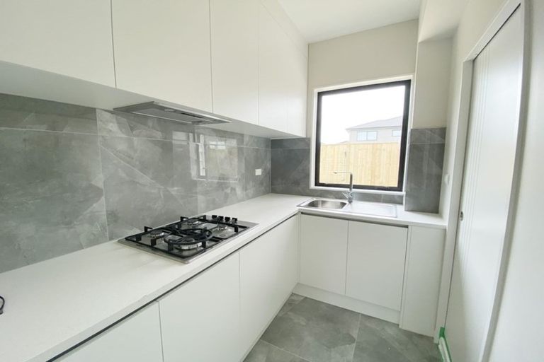 Photo of property in 8 Cooladawson Drive, Flat Bush, Auckland, 2019
