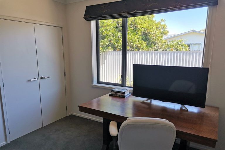 Photo of property in 6a Kauri Street, Taradale, Napier, 4112