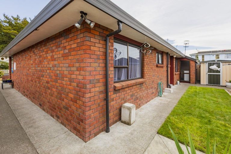 Photo of property in 49b Church Road, Taradale, Napier, 4112