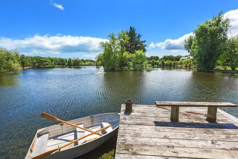 Photo of property in 132 Milne Drive, Paraparaumu, 5032