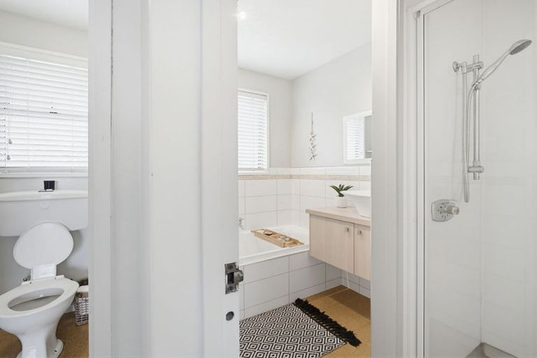 Photo of property in 14 Brogar Place, Casebrook, Christchurch, 8051