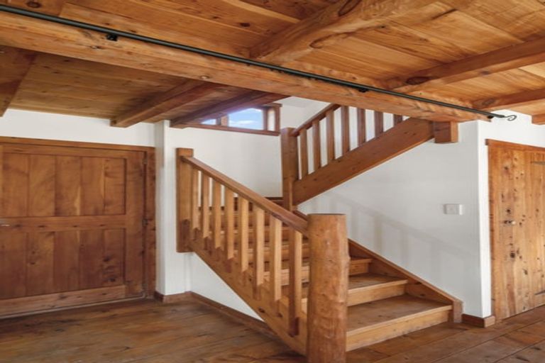 Photo of property in 9 Harmans Track, Little River, 7591