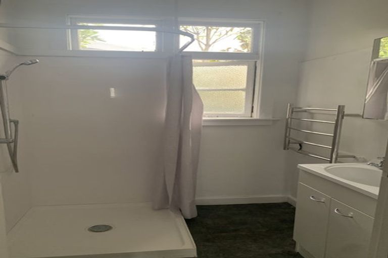 Photo of property in 8 Highgate Avenue, Merivale, Christchurch, 8014