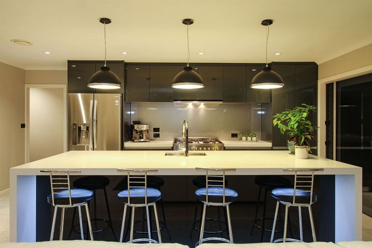 Photo of property in 3 Millbrook Drive, Waiuku, 2683