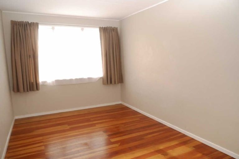 Photo of property in 30 Michael Road, Paraparaumu Beach, Paraparaumu, 5032