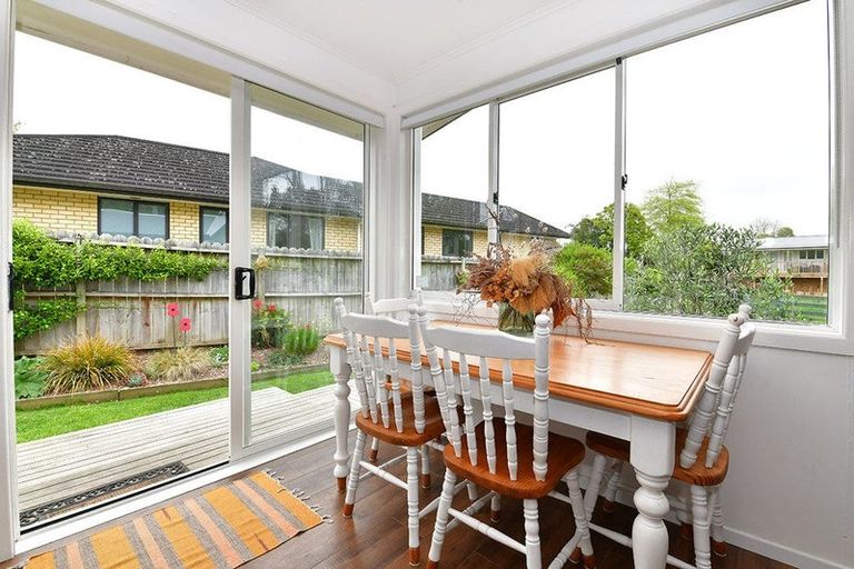 Photo of property in 136 Awaroa Road, Helensville, 0800