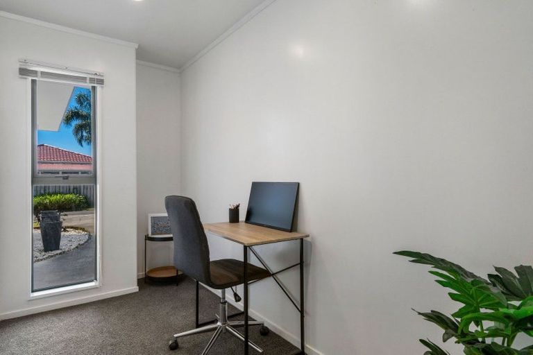 Photo of property in 122 Carlton Street, Bellevue, Tauranga, 3110
