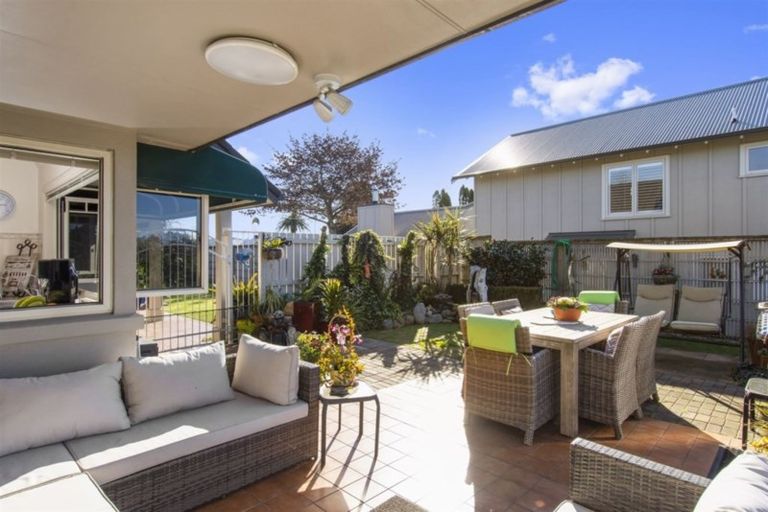 Photo of property in 44 Huntington Drive, Bethlehem, Tauranga, 3110