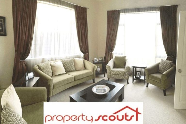 Photo of property in 49 Carousel Crescent, East Tamaki Heights, Auckland, 2016