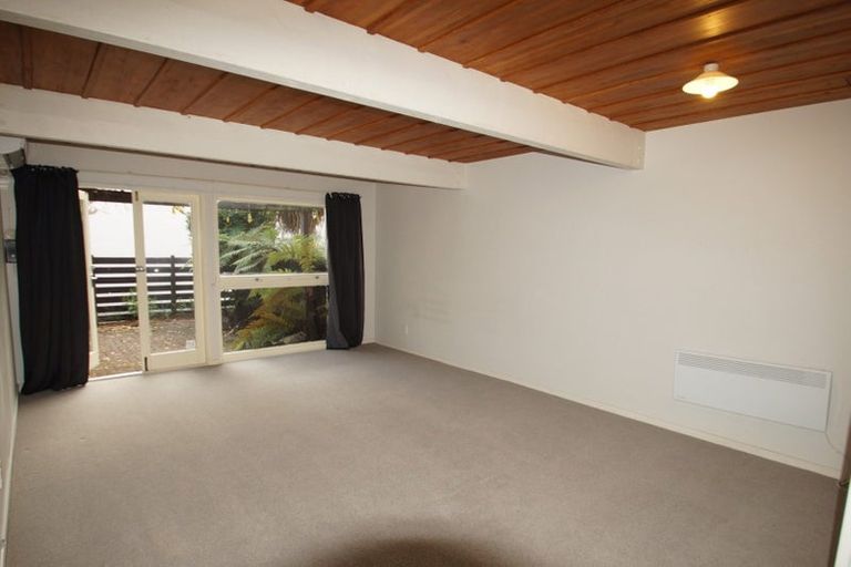 Photo of property in 2/3 Seddon Street, Sydenham, Christchurch, 8023
