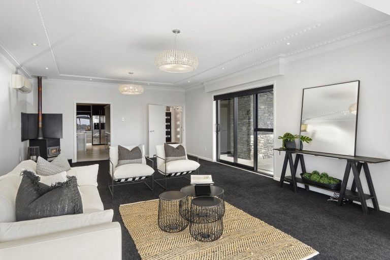 Photo of property in 37 Penruddock Rise, Westmorland, Christchurch, 8025