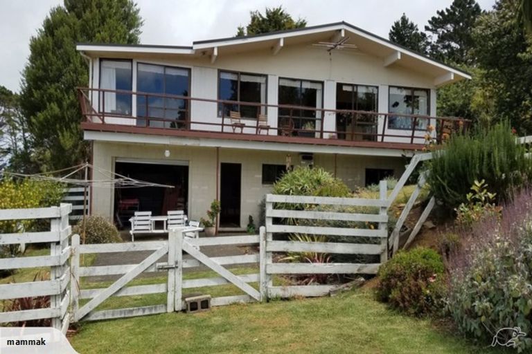 Photo of property in 190 Boiler Gully Road, Manukau Heads, Waiuku, 2684