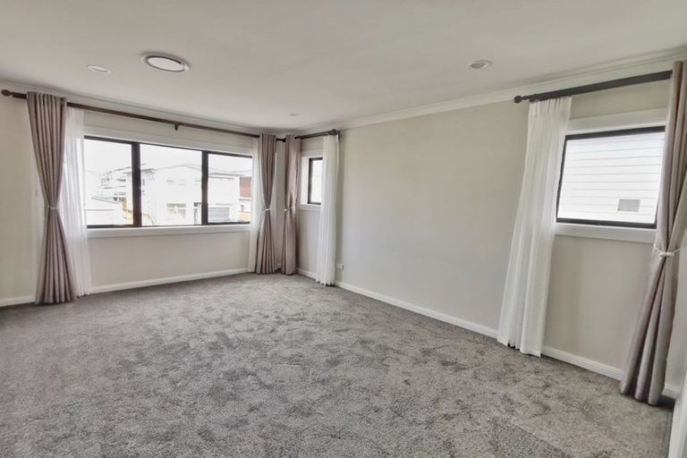 Photo of property in 34 Myland Drive, Hobsonville, Auckland, 0616