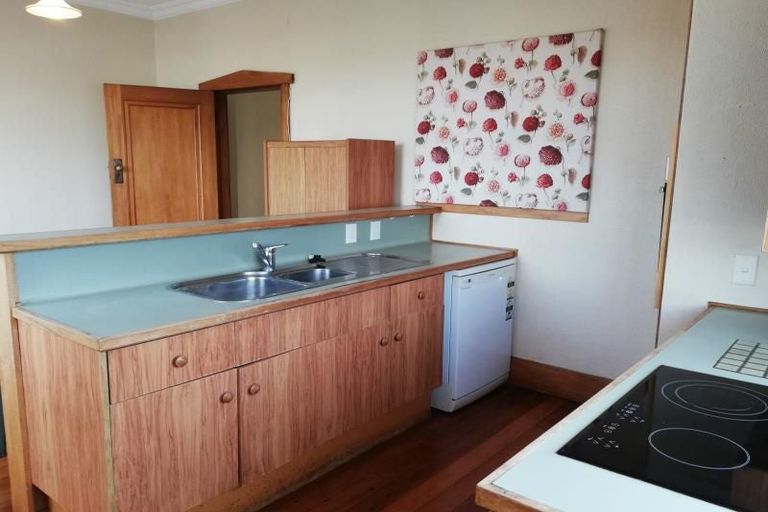 Photo of property in 83u1 Bolton Street, Kelburn, Wellington, 6012