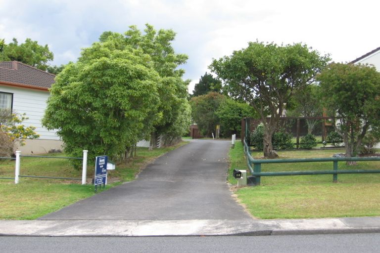 Photo of property in 28 West Harbour Drive, West Harbour, Auckland, 0618