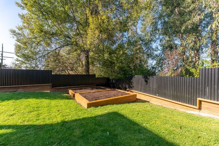 Photo of property in 1 Barker Street, Geraldine, 7930