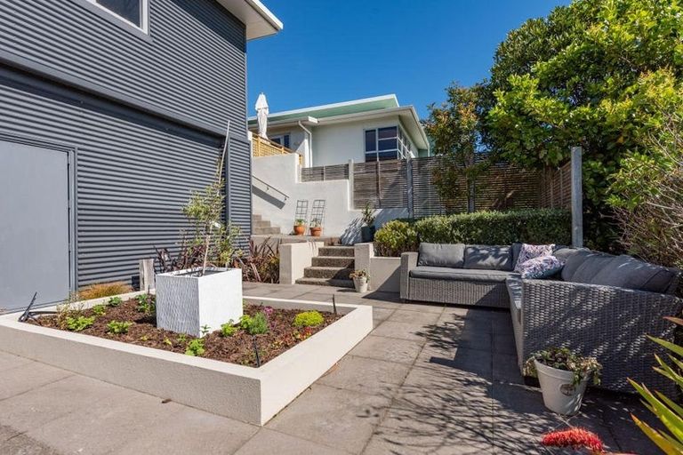 Photo of property in 9 Caughley Grove, Karori, Wellington, 6012