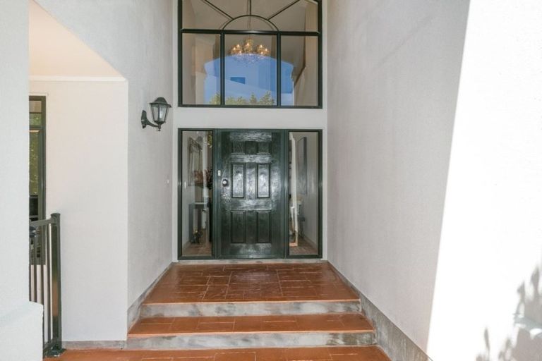 Photo of property in 2 Ridley Green, Churton Park, Wellington, 6037