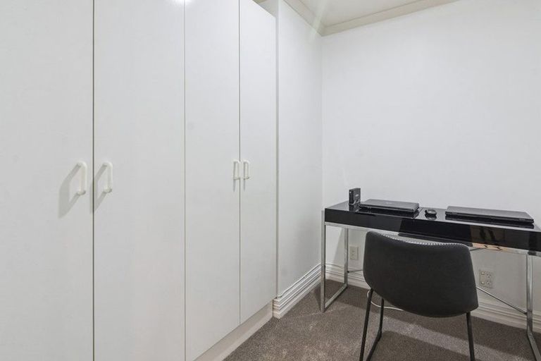 Photo of property in 2c/7-11 Bute Road, Browns Bay, Auckland, 0630