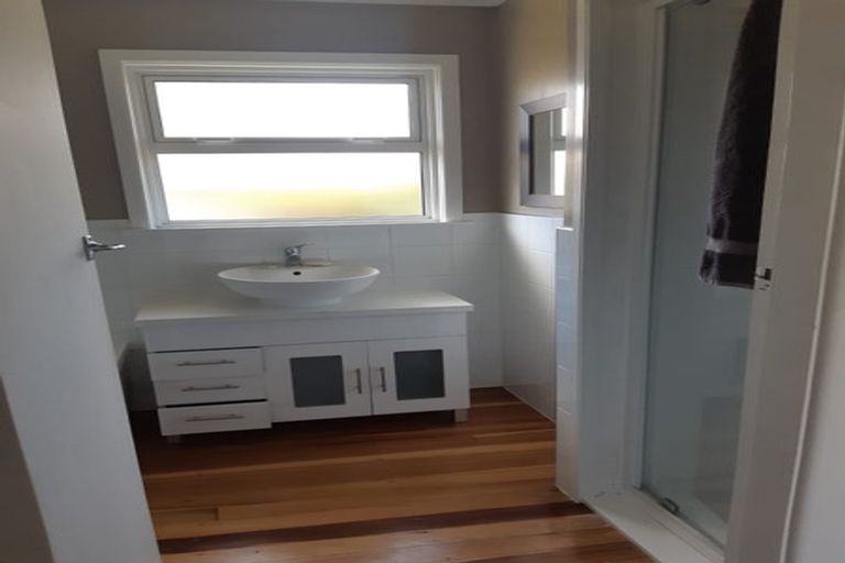 Photo of property in 208 Tamamutu Street, Taupo, 3330