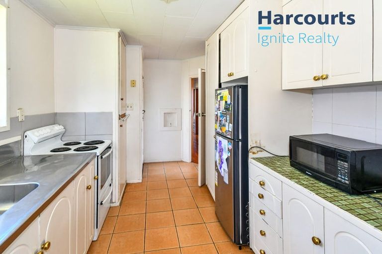 Photo of property in 255 Robertson Road, Mangere East, Auckland, 2024
