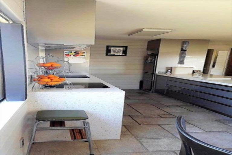 Photo of property in 112 Main Road South, Karoro, Greymouth, 7805